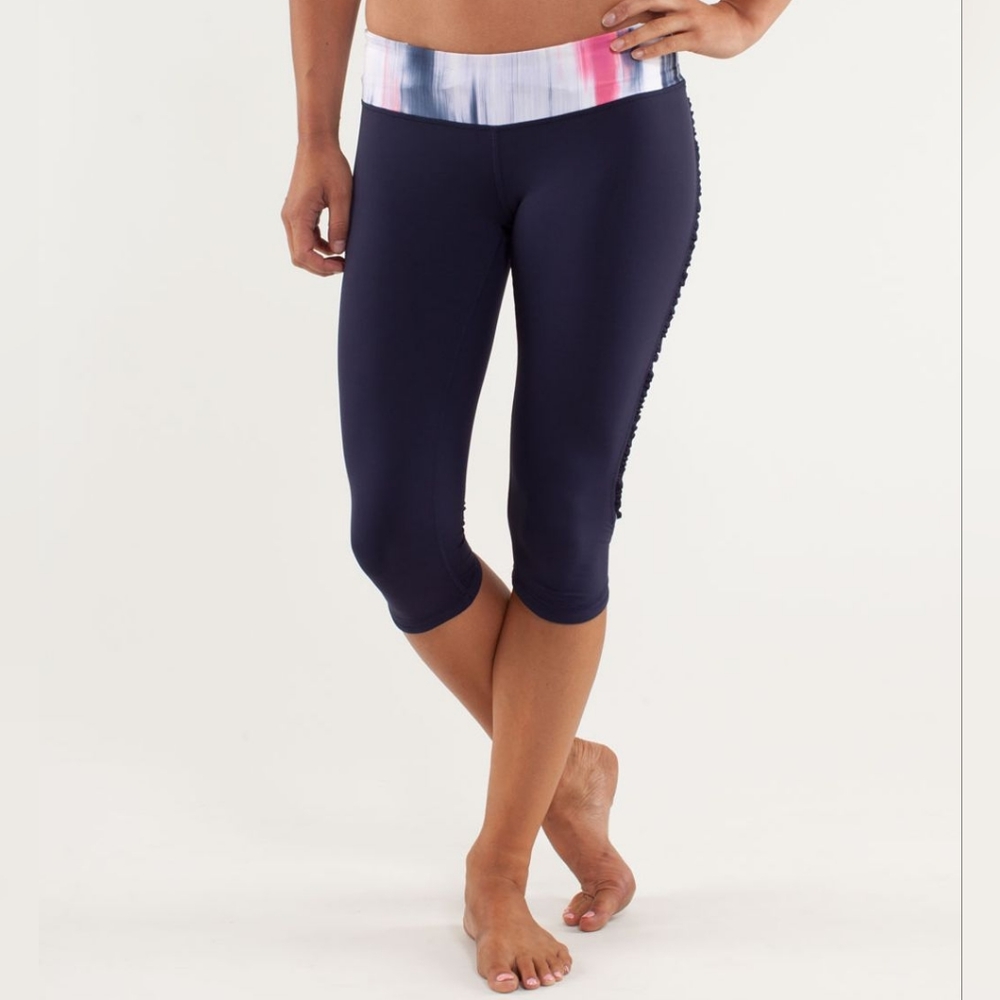 Lululemon Run Fast and Free Crop Capri Leggings Deep Indigo Size 6 Mirage - Picture 1 of 13